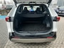 Toyota RAV4 2.5 Hybrid AWD Style STOEL/STUURVERW PARK-SENSOREN ELEK-ACHTERKLEP APPLE/ANDROID KEYLESS DRAADLOOS-LADEN AD-CRUISE CAMERA LM-VELGEN