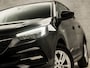 Opel Grandland X 1.2 Turbo Sport (APPLE CARPLAY, GROOT NAVI, CLIMATE, LEDER, GETINT GLAS, SPORTSTOELEN, PARKEERSENSOREN, LANE ASSIST, NIEUWSTAAT)
