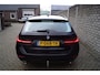 BMW 3-Serie Touring 318i Business Edition Autom 156PK 4 Cilinder Panodak Navi Camera Clima Stoelverw 2x PDC LMV Trekh ENZ.
