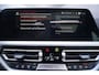 BMW 3-Serie Touring 318i Business Edition Autom 156PK 4 Cilinder Panodak Navi Camera Clima Stoelverw 2x PDC LMV Trekh ENZ.