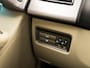Jaguar XF 3.0 V6 Premium 238Pk Automaat (NAVIGATIE, CLIMATE, STUUR/STOELVERWARMING, CAMERA, LEDER, XENON, SPORTSTOELEN, CRUISE, LM VELGEN, NIEUWE APK, NIEUWSTAAT)