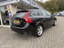 Volvo V60 1.6 T3 Momentum