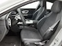 Mercedes-Benz CLA 200 Business Solution AMG | Smartphone integratiepakket | Antidiefstalpakket URBAN GUARD | Adaptieve cruisecontrol | Achteruitrijcamera | Sfeerverlichting | Vast Panoramadak | Dodehoekassistent |