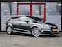 Audi A3 Sportback 1.5 TFSI CoD Sport S Line Edition | Origineel NL | 3x S-Line | 2e Eigenaar | LED Koplampen | Half Leder | Navigatie | Parkeersensoren | Climate Control | Cruise Control || Daytona Grey | Chrome Pakket | NAP |