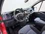 Opel Vivaro D126PK Dubbele Cabine 5-Persoons L2H1 Euro 6 Trekhaak Camera Navi Airco Cruise Control Pdc 1.6CDTI Betonplex Vloer Schuifdeur Achterdeuren Regen-Lichtsensor 1e Eigenaar Origineel Nederlandse Auto Dealeronderhouden 2.000kg trekvermogen