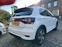 Volkswagen T-Cross 1.5 TSI STYLE BNS  R-LINE van binnen en buiten