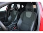 Volvo V40 T3 Automaat Polar+ Sport | Trekhaak | Panoramadak | Parkeercamera | Verwarmbare Voorstoelen | Navigatie | Cruise Control | Bluetooth Telefonie & Multimedia | 17'' Lichtmetalen Velgen