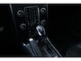 Volvo V40 T3 Automaat Polar+ Sport | Trekhaak | Panoramadak | Parkeercamera | Verwarmbare Voorstoelen | Navigatie | Cruise Control | Bluetooth Telefonie & Multimedia | 17'' Lichtmetalen Velgen