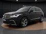 Volkswagen Tiguan 1.4 TSI eHybrid R-Line | Head-up Display | 360 Camera | ACC | Side Assist | Stuur-/Stoelverwarming V+A | Parkeerhulp | 19'' |