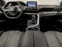 Peugeot 3008 1.2 PureTech Allure Sport (APPLE CARPLAY, GROOT NAVI, LEDER, GETINT GLAS, PARKEERSENSOREN, SPORTSTOELEN, CRUISE, LANE ASSIST, NIEUWSTAAT)