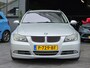 BMW 3-Serie Touring 330i High Executive|AUT|PANO|Stoelvw|APK