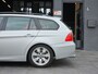 BMW 3-Serie Touring 330i High Executive|AUT|PANO|Stoelvw|APK