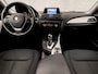 BMW 1-Serie 118i Sport 170Pk Automaat (NAVIGATIE, CLIMATE, LM VELGEN, SPORTSTOELEN, BLUETOOTH, CRUISE, NIEUWE APK, NIEUWSTAAT)
