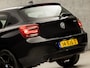 BMW 1-Serie 118i Sport 170Pk Automaat (NAVIGATIE, CLIMATE, LM VELGEN, SPORTSTOELEN, BLUETOOTH, CRUISE, NIEUWE APK, NIEUWSTAAT)