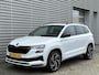 Skoda Karoq 1.5 TSI ACT Sportline Business / Digitaal dashboard / Pano / Navigatie / App connect / Camera / Parkeersensoren V+A / Zwenkbare trekhaak /