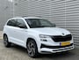 Skoda Karoq 1.5 TSI ACT Sportline Business / Digitaal dashboard / Pano / Navigatie / App connect / Camera / Parkeersensoren V+A / Zwenkbare trekhaak /