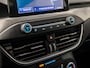Ford Focus 1.0 EcoBoost Titanium Sport Automaat (APPLE CARPLAY, GROOT NAVI, CLIMATE, CAMERA, KEYLESS, SPORTSTOELEN, CRUISE, LM VELGEN, PARKEERSENSOREN, NIEUWSTAAT)