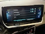 Peugeot e-2008 EV Allure 50 kWh | SOH 99% | Draadloze lader | Stoelverwarming | Dealeronderhouden