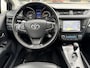 Toyota Avensis Touring Sports 1.8 VVT-i Lease Pro **TREKHAAK/ PANORMADAK/ STOELVERWARMING/ LEDER**