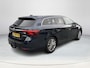 Toyota Avensis Touring Sports 1.8 VVT-i Lease Pro **TREKHAAK/ PANORMADAK/ STOELVERWARMING/ LEDER**