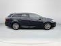 Toyota Avensis Touring Sports 1.8 VVT-i Lease Pro **TREKHAAK/ PANORMADAK/ STOELVERWARMING/ LEDER**