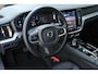 Volvo V60 T6 Plug-in hybrid AWD Essential Bright | All-season banden | Lederen bekleding | Electrische wegklapbare trekhaak | Stoelverwarming | Adaptive cruise Control | Parkeersensoren voor + achter | Parkeercamera | BLIS | Stuurwielverwarming