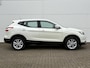 Nissan Qashqai 1.6 Acenta / Lichtmetalen velgen 17" / Trekhaak (  1500 kg ) / Airco (automatisch) /