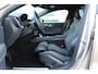 Volvo V60 T6 Automaat Plug-in hybrid AWD Ultra Dark | Panoramadak | Premium audio by Harman Kardon | Verwarmbare voorstoelen en achterbank | Stuurwielverwarming | Parkeerverwarming  | Apple carplay/Android auto | Rondom zichtcamera |  Adaptive cruise control |