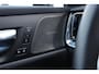 Volvo V60 T6 Automaat Plug-in hybrid AWD Ultra Dark | Panoramadak | Premium audio by Harman Kardon | Verwarmbare voorstoelen en achterbank | Stuurwielverwarming | Parkeerverwarming  | Apple carplay/Android auto | Rondom zichtcamera |  Adaptive cruise control |