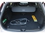 Volvo V60 T6 Automaat Plug-in hybrid AWD Ultra Dark | Panoramadak | Premium audio by Harman Kardon | Verwarmbare voorstoelen en achterbank | Stuurwielverwarming | Parkeerverwarming  | Apple carplay/Android auto | Rondom zichtcamera |  Adaptive cruise control |