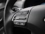 Hyundai Kona Electric EV Fashion 64 kWh | Climate Control / ECC | Licht metalen velgen 17 inch | Cruise control Adaptivem | Connectiviteit | Navigatie | Park Distance Control achter | Achteruitrijcamera | Dakrailing |