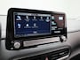 Hyundai Kona Electric EV Fashion 64 kWh | Climate Control / ECC | Licht metalen velgen 17 inch | Cruise control Adaptivem | Connectiviteit | Navigatie | Park Distance Control achter | Achteruitrijcamera | Dakrailing |