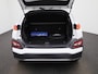 Hyundai Kona Electric EV Fashion 64 kWh | Climate Control / ECC | Licht metalen velgen 17 inch | Cruise control Adaptive| Navigatie | Park Distance Control achter | Achteruitrijcamera | Dakrailing |