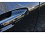 Volvo V60 T6 Plug-in hybrid AWD Plus Dark | All-season banden | Adaptive Cruise Control | 360° Parkeercamera | BLIS | Stoelverwarming | Stuurwielverwarming | Wegklapbare trekhaak | Harman Kardon Premium Audio | Google infotainment | Parkeersensoren voor + achter