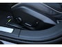 Volvo V60 T6 Plug-in hybrid AWD Plus Dark | All-season banden | Adaptive Cruise Control | 360° Parkeercamera | BLIS | Stoelverwarming | Stuurwielverwarming | Wegklapbare trekhaak | Harman Kardon Premium Audio | Google infotainment | Parkeersensoren voor + achter