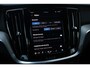 Volvo V60 T6 Plug-in hybrid AWD Plus Dark | Adaptive Cruise Control | 360° Parkeercamera | BLIS | Stoelverwarming | Stuurwielverwarming | Wegklapbare trekhaak | Harman Kardon Premium Audio | Google infotainment | Parkeersensoren voor + achter