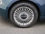 Fiat 500 Icon 42 kWh | Climate Control / ECC | Licht metalen velgen 16 inch | Cruise control Standaard | Connectiviteit af fabriek | Navigatie |