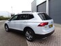Volkswagen Tiguan Allspace 2.0 TSI 4Motion Highline 7P | AUTOMAAT | 360 RONDOM ZICHT CAMERA | LEDER INTERIEUR | PANORAMADAK | ADAPTIVE CRUISE CONTROL | FULL LED KOPLAMPEN | VIRTUAL DISPLAY | DODEHOEK DETECTIE | STOELVERWARMING