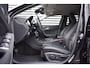 Mercedes-Benz GLA 200 Premium Plus Automaat | LED | Navi | Clima | Cruise | Camera | Stoelverwarming | PDC | LMV
