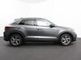 Volkswagen T-Roc 1.5 TSI 150pk DSG R-Line | Navigatie | Apple Carplay/Android Auto | Parkeersensoren | Camera | Adaptive Cruise Control | Dab | Digitale Cockpit