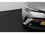 Toyota C-HR 1.8 Hybrid Bi-Tone | stuur en stoelverwarming | Parkeersensoren | Trekhaak |