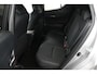 Toyota C-HR 1.8 Hybrid Bi-Tone | stuur en stoelverwarming | Parkeersensoren | Trekhaak |