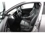 Toyota C-HR 1.8 Hybrid Bi-Tone | stuur en stoelverwarming | Parkeersensoren | Trekhaak |