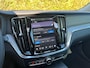 Volvo V60 2.0 T6 Plug-in hybrid AWD Plus Dark | Panoramadak | Harman/Kardon | Stoel/Stuur Verwarming |