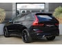 Volvo XC60 2.0 T8 Plug-in hybrid AWD Ultra Black Edition 455pk Panoramadak/g/Luchtvering/Bowers&Wilkins