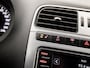 Volkswagen Polo 1.2 Sportline (APPLE CARPLAY, BLUETOOTH, CRUISE, ELEK PAKKET, ARMSTEUN, SPORTSTOELEN, STOELVERWARMING, LEDER, LM VELGEN, PARKEERSENSOR, NIEUWE APK, NIEUWSTAAT)