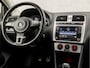 Volkswagen Polo 1.2 Sportline (APPLE CARPLAY, BLUETOOTH, CRUISE, ELEK PAKKET, ARMSTEUN, SPORTSTOELEN, STOELVERWARMING, LEDER, LM VELGEN, PARKEERSENSOR, NIEUWE APK, NIEUWSTAAT)