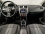 Volkswagen Polo 1.2 Sportline (APPLE CARPLAY, BLUETOOTH, CRUISE, ELEK PAKKET, ARMSTEUN, SPORTSTOELEN, STOELVERWARMING, LEDER, LM VELGEN, PARKEERSENSOR, NIEUWE APK, NIEUWSTAAT)