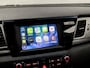 Kia Niro Hybrid 1.6 GDi Sport 142Pk Automaat (SCHUIFDAK, APPLE CARPLAY, NAVIGATIE, CAMERA, STUUR/STOELVERWARMING, SPORTSTOELEN, GETINT GLAS, XENON, NIEUWE APK, NIEUWSTAAT)