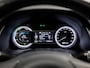Kia Niro Hybrid 1.6 GDi Sport 142Pk Automaat (SCHUIFDAK, APPLE CARPLAY, NAVIGATIE, CAMERA, STUUR/STOELVERWARMING, SPORTSTOELEN, GETINT GLAS, XENON, NIEUWE APK, NIEUWSTAAT)